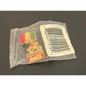 00711 Coca Cola World Cup USA 1994 Pin Souvenir Collectible "New" In Package